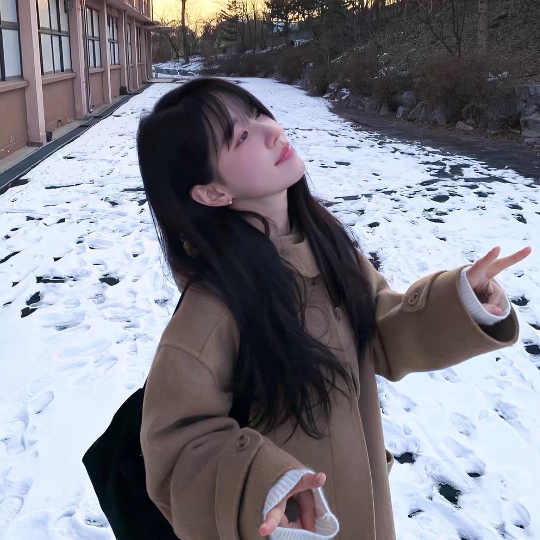怡子.