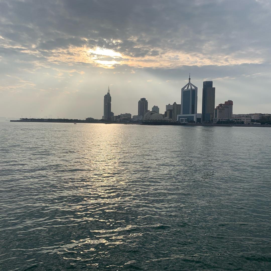 夜行者—看见不一样的世界