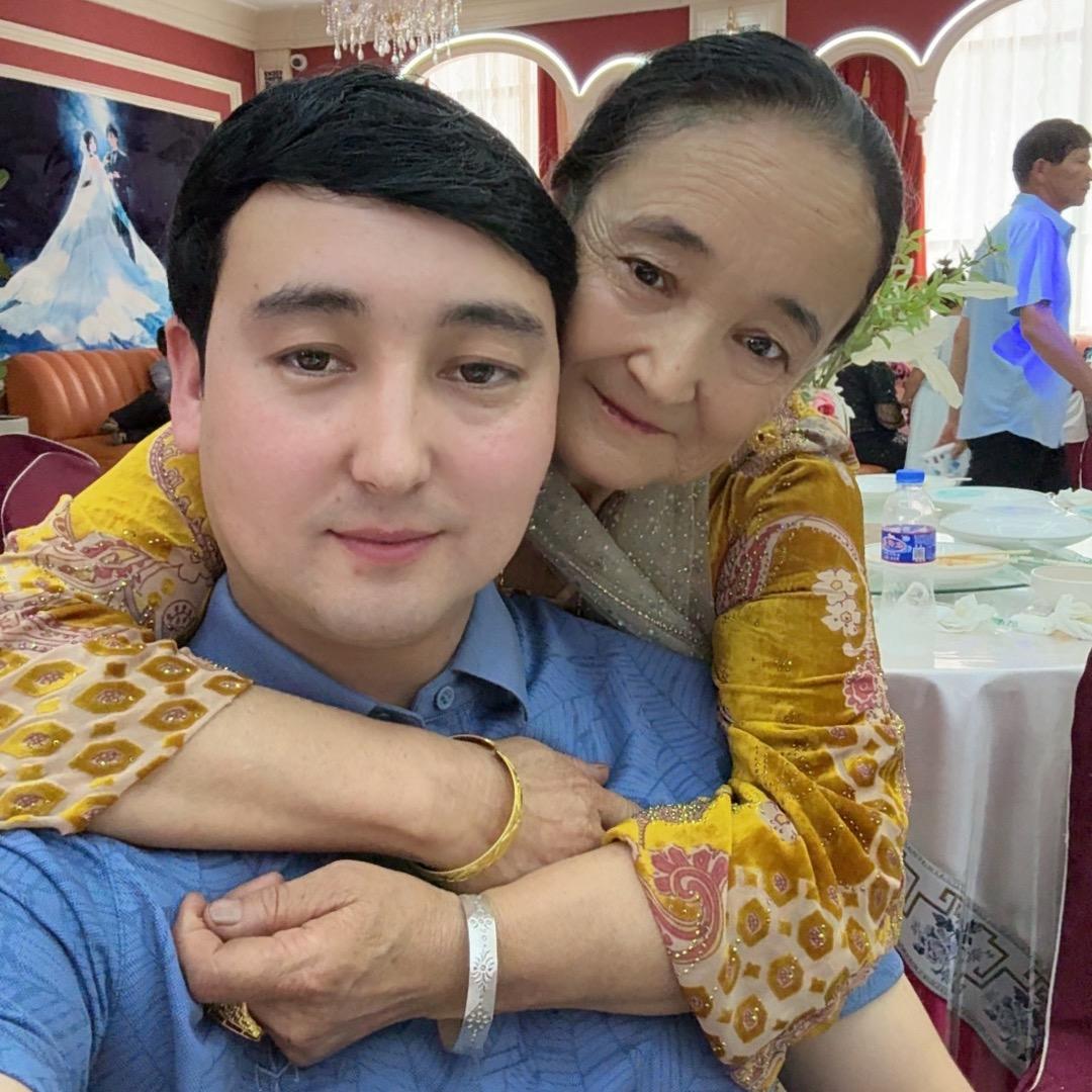 乐观阿达西