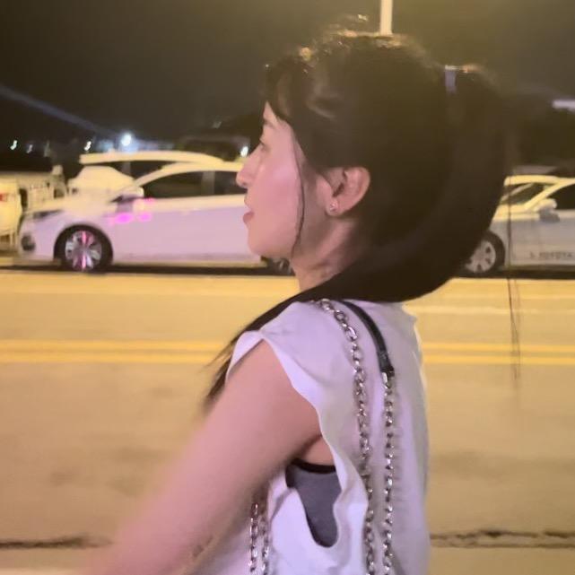 露露吖～