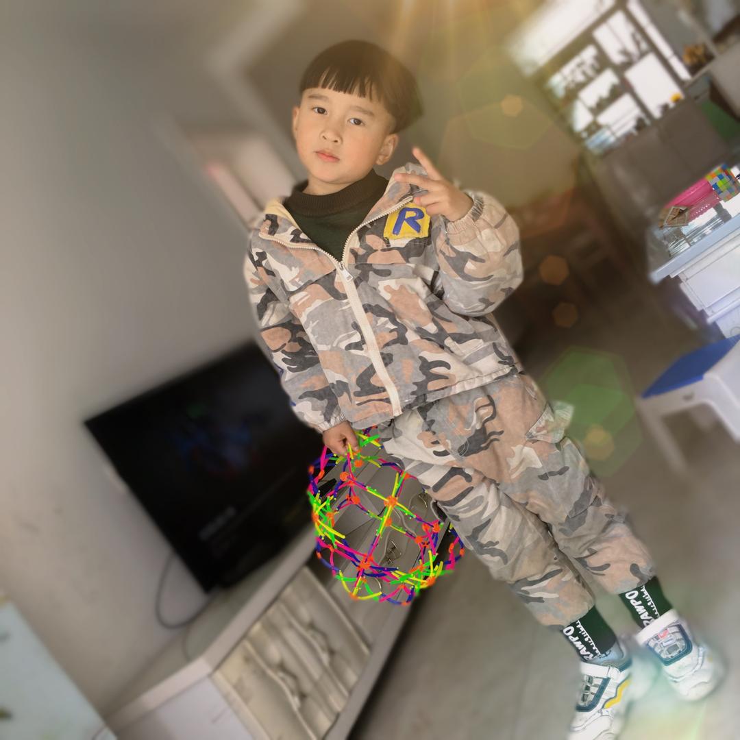 @小酒窝