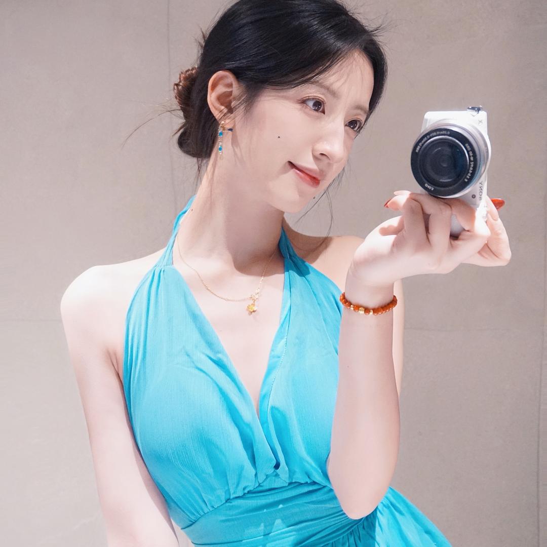 晓晓.