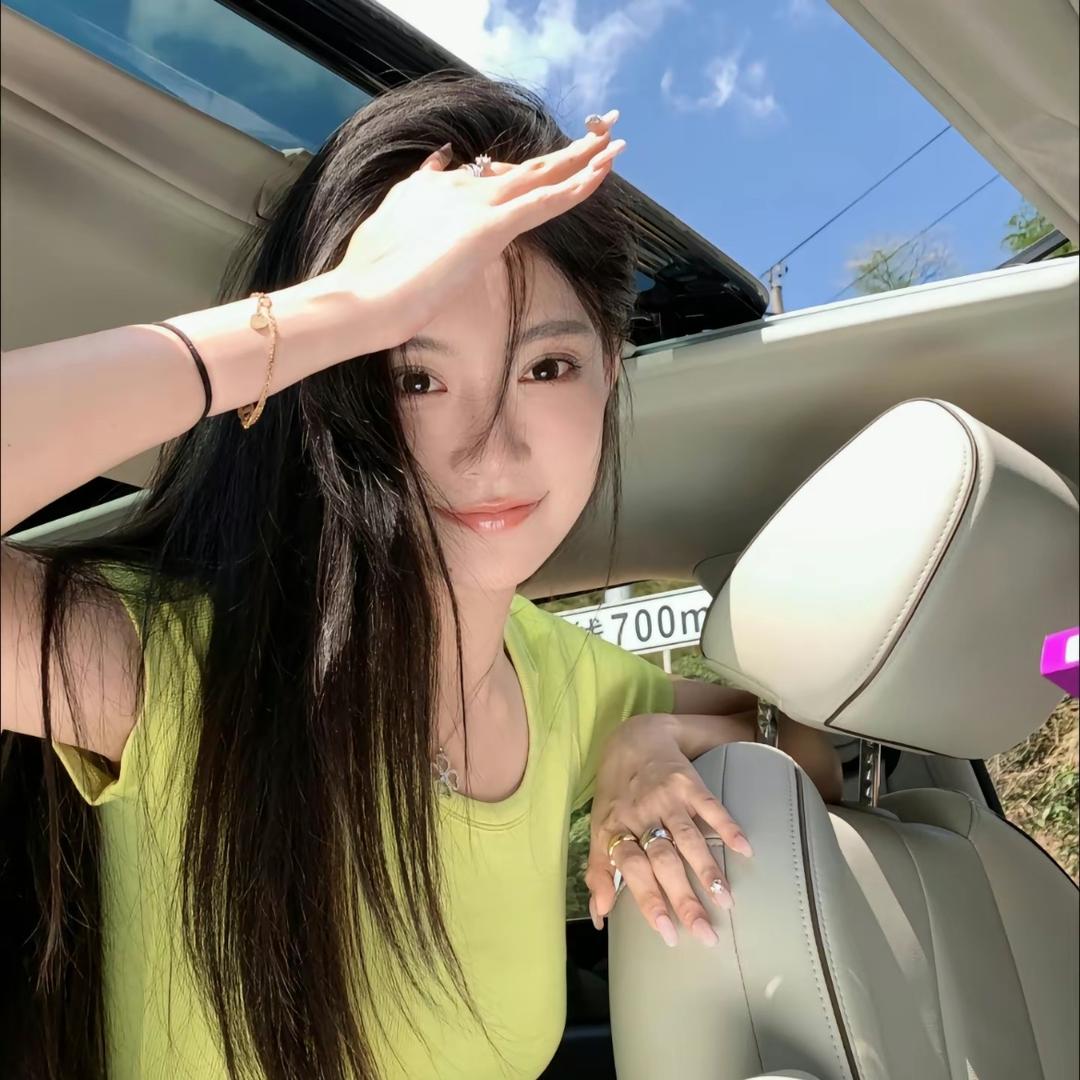 lulu鹿鹿私服穿搭