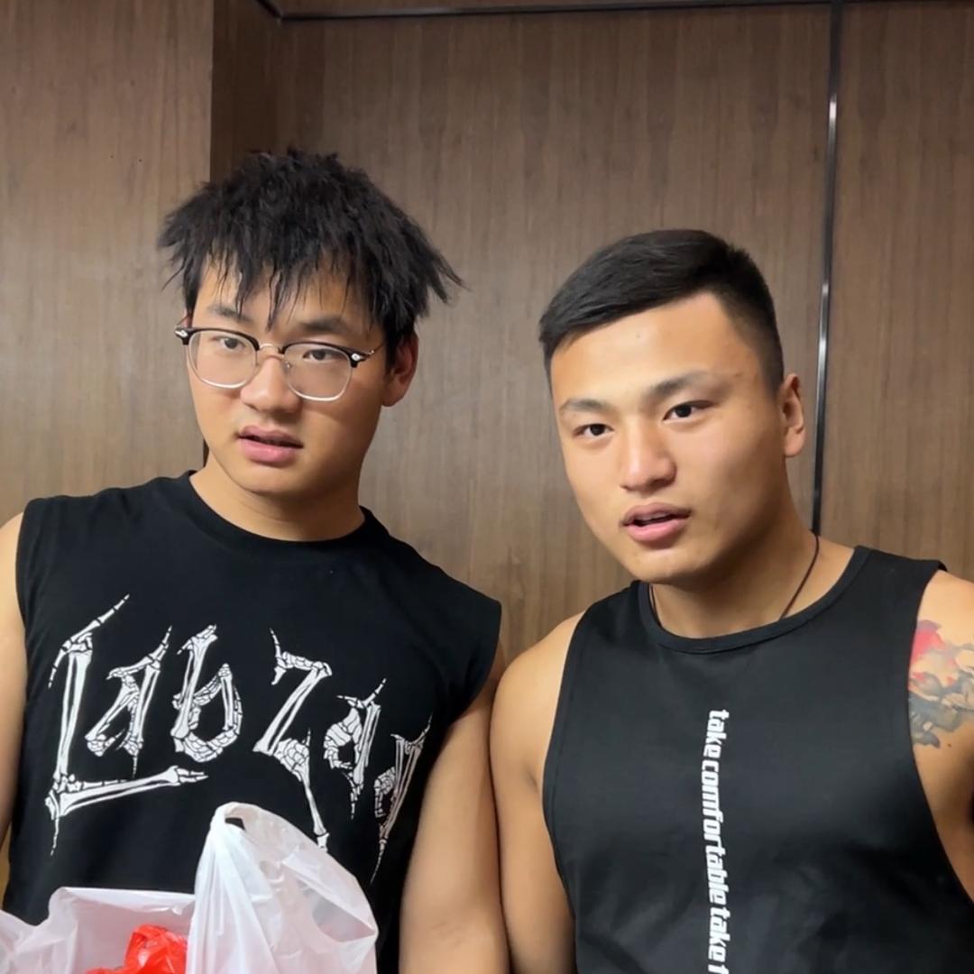 大卢小胡