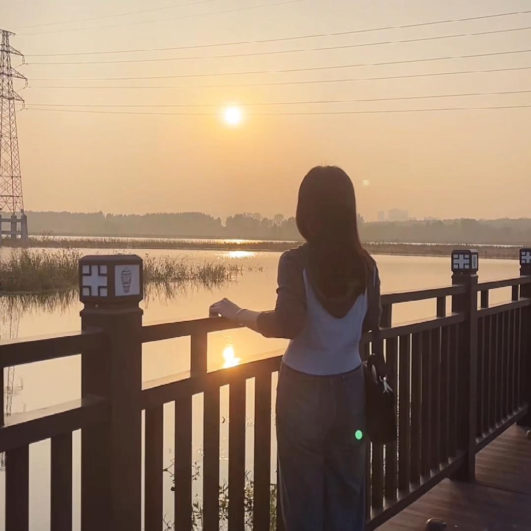 临漳满意制衣私人订制    静