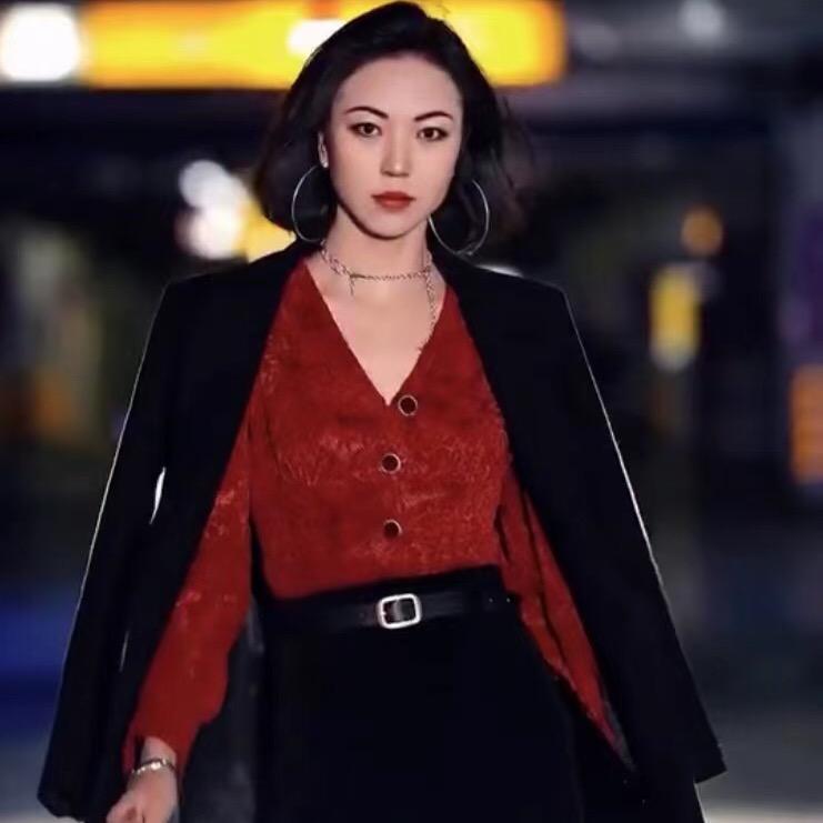 冰姐姐💕燕子