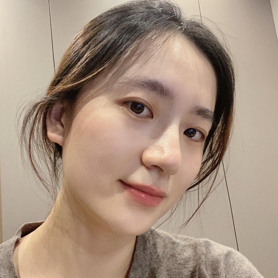 章洁秀（月子中）
