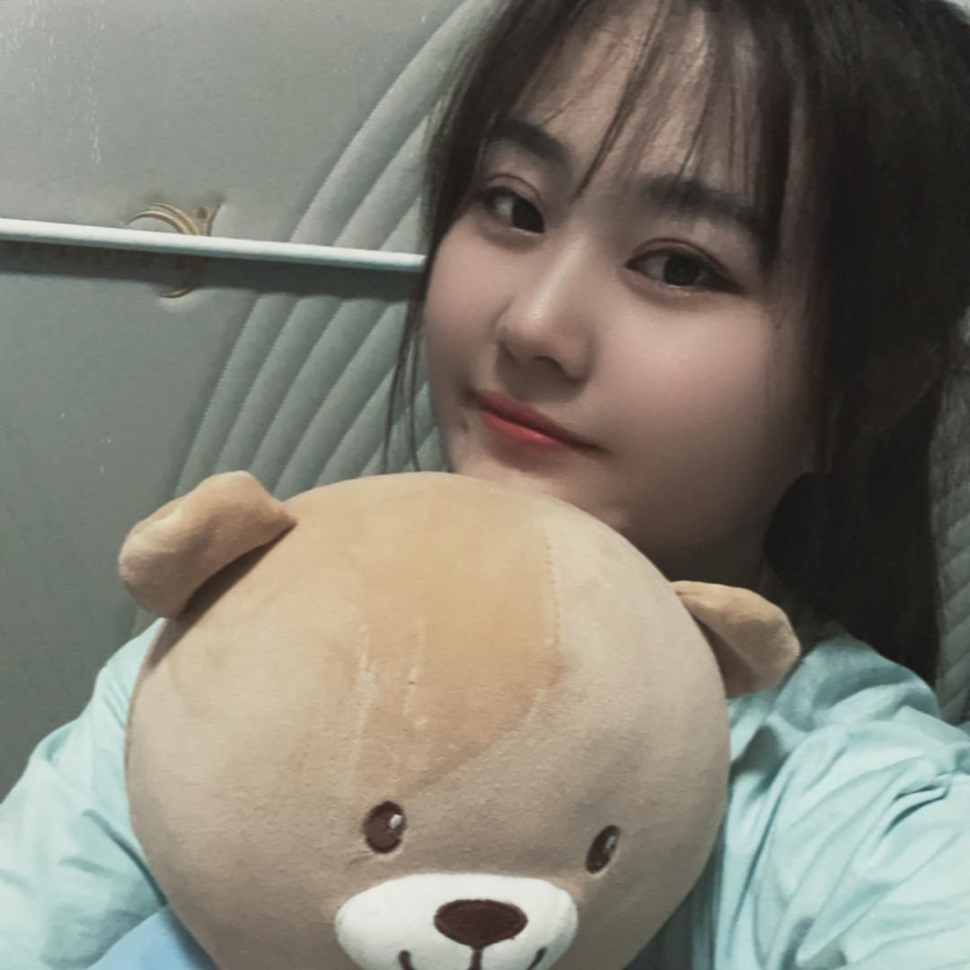 小莹子吖