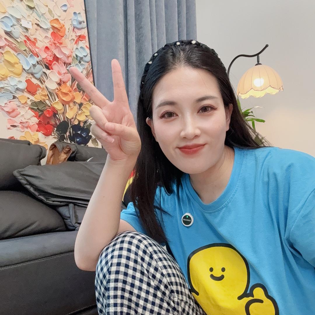 谭百万🌈🌈