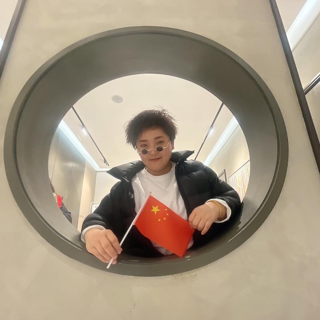娥姐来啦一TATA木门.墙板.衣柜