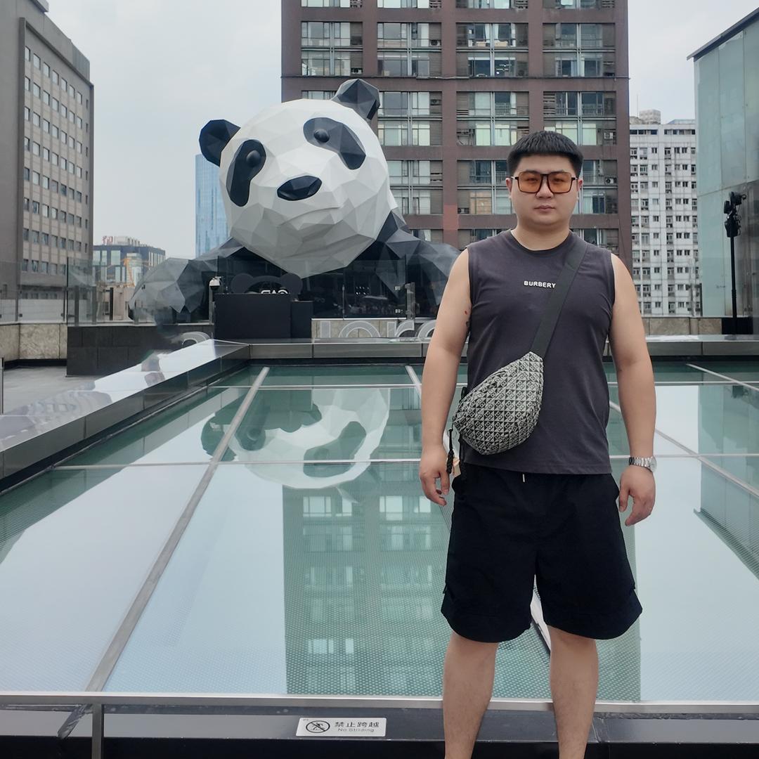 王铁铁麻辣香锅