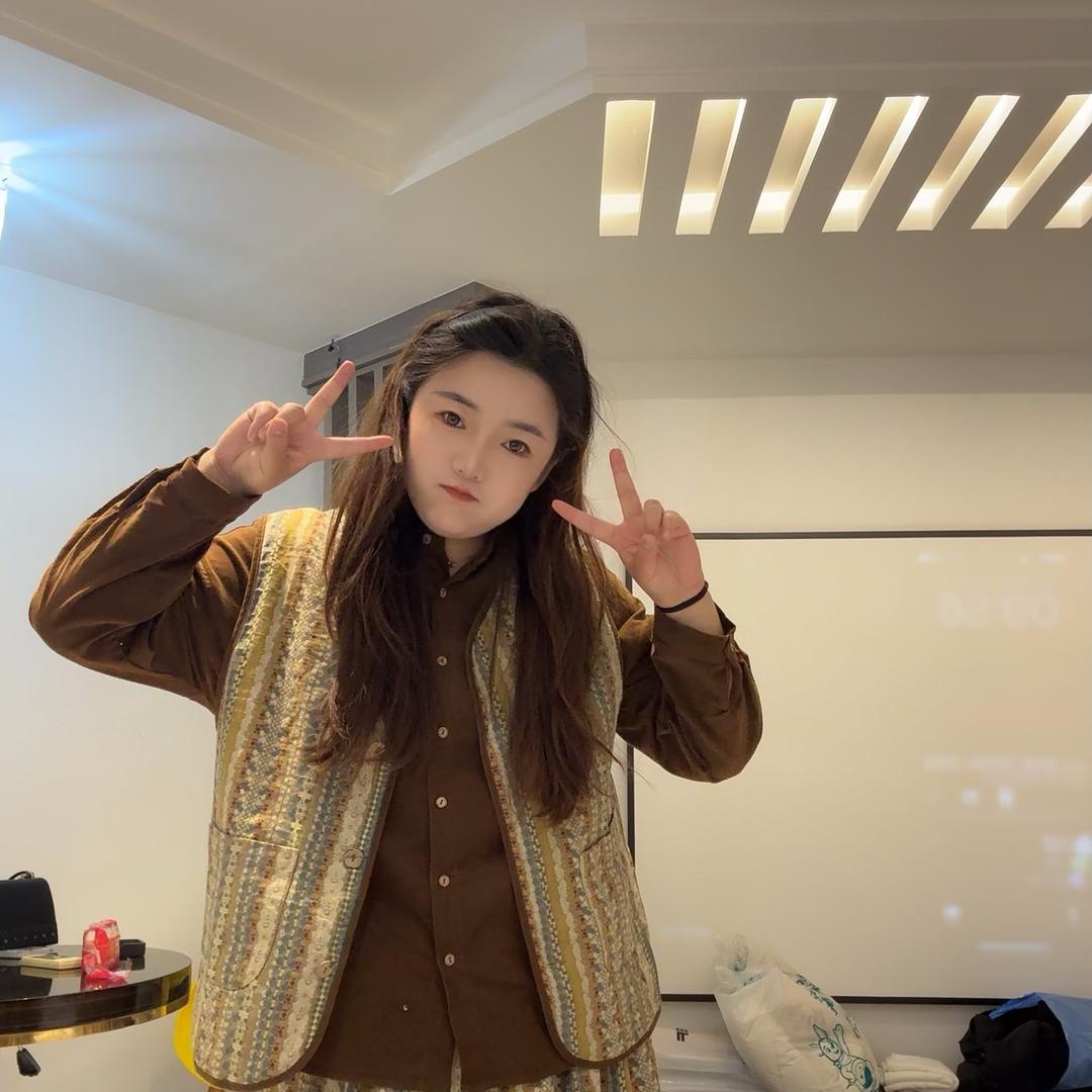 负瑶