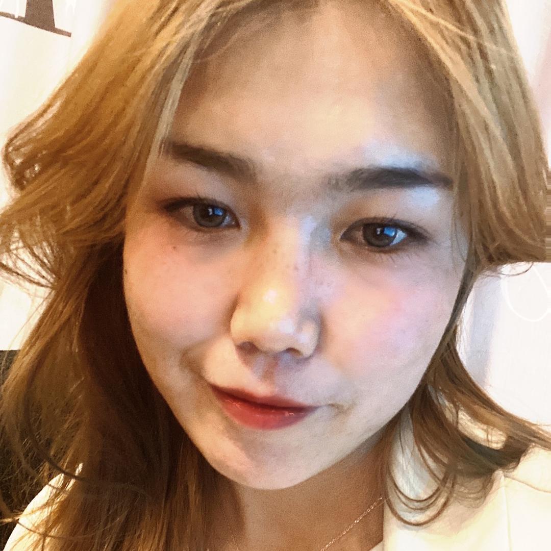 化妆造型师 lala