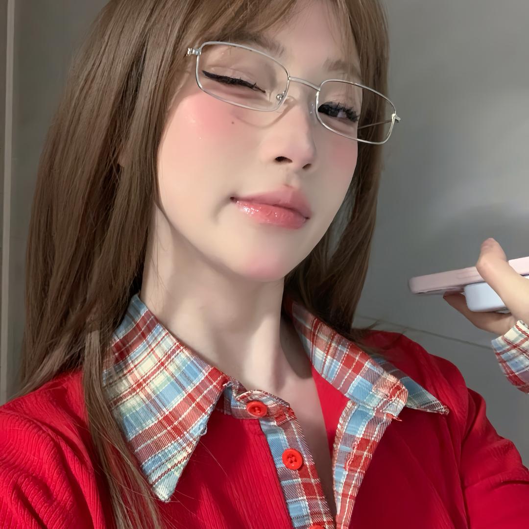 奈奈奈.