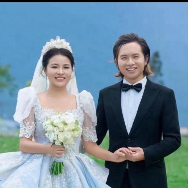 小油花11月25至27号世纪婚礼摄影表妹