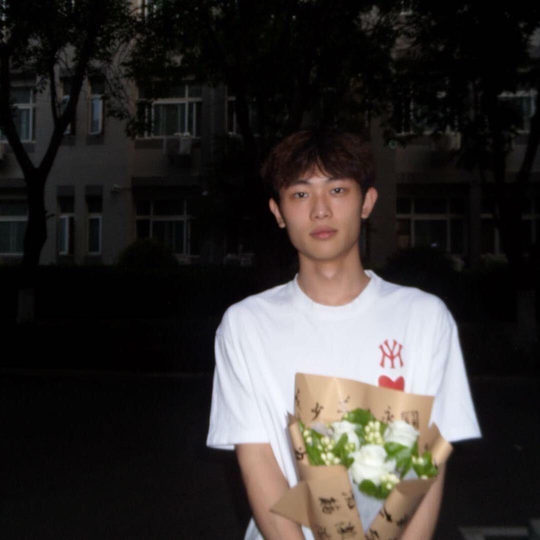 渑池卖鸭货的大猩猩🦧