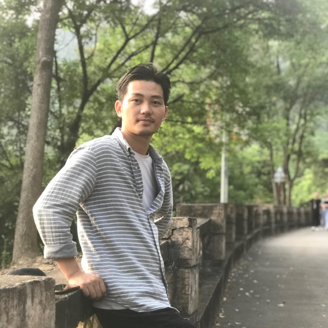 水东宝马专修-小吴（召机修工）