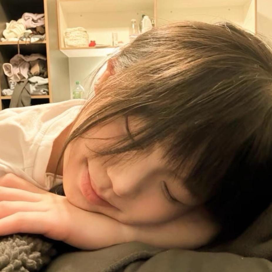 睡觉的时候不困捏