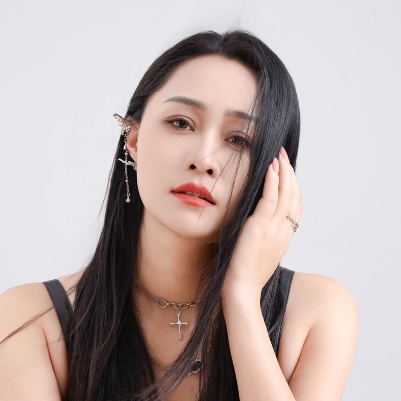 歌千千（《我曾经发了疯的想》粤语女版）