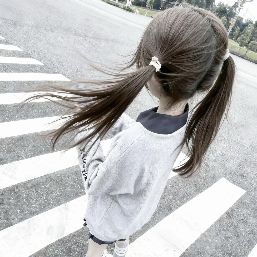 不卖萌了没人买