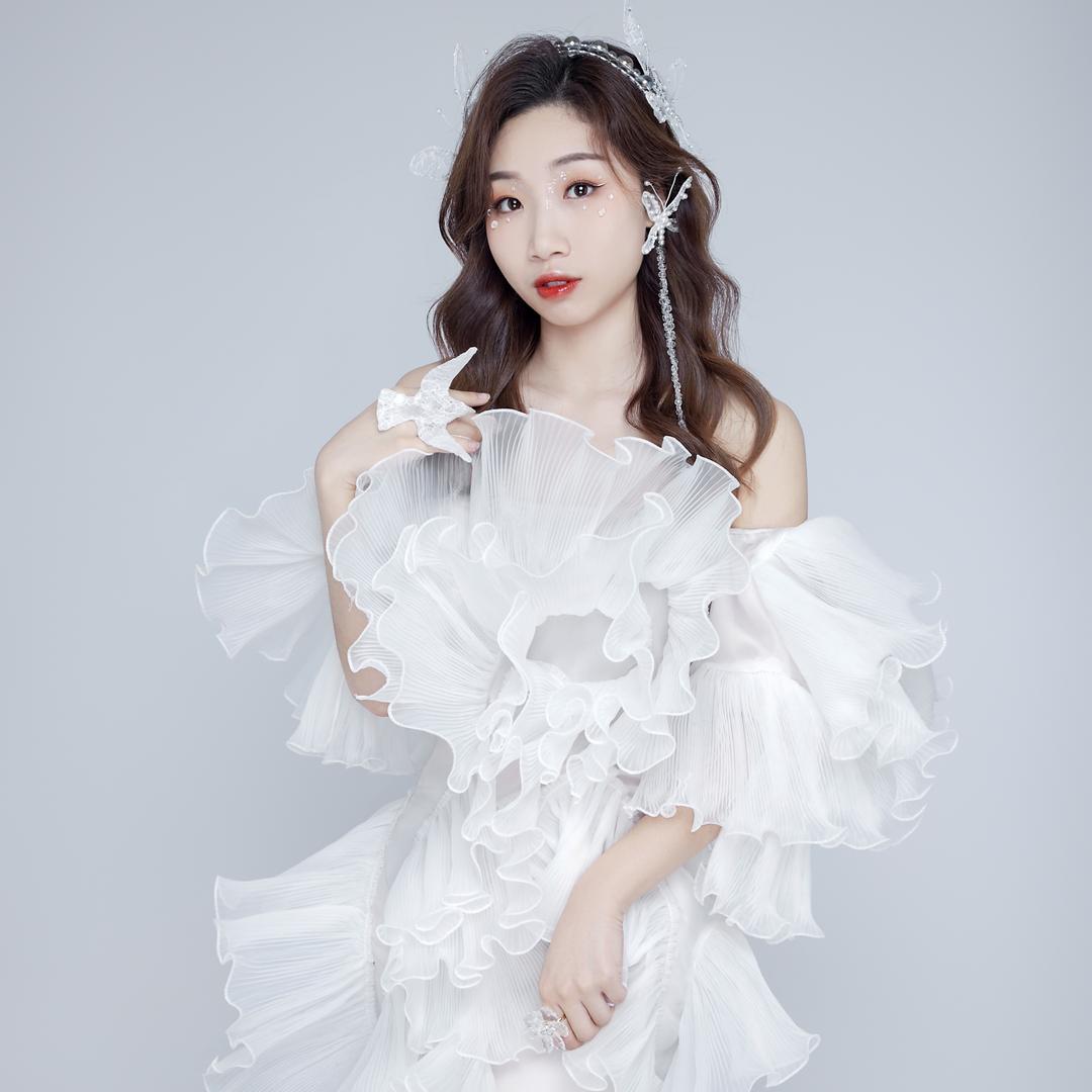 安琪女装穿搭(每天上午10点开播)