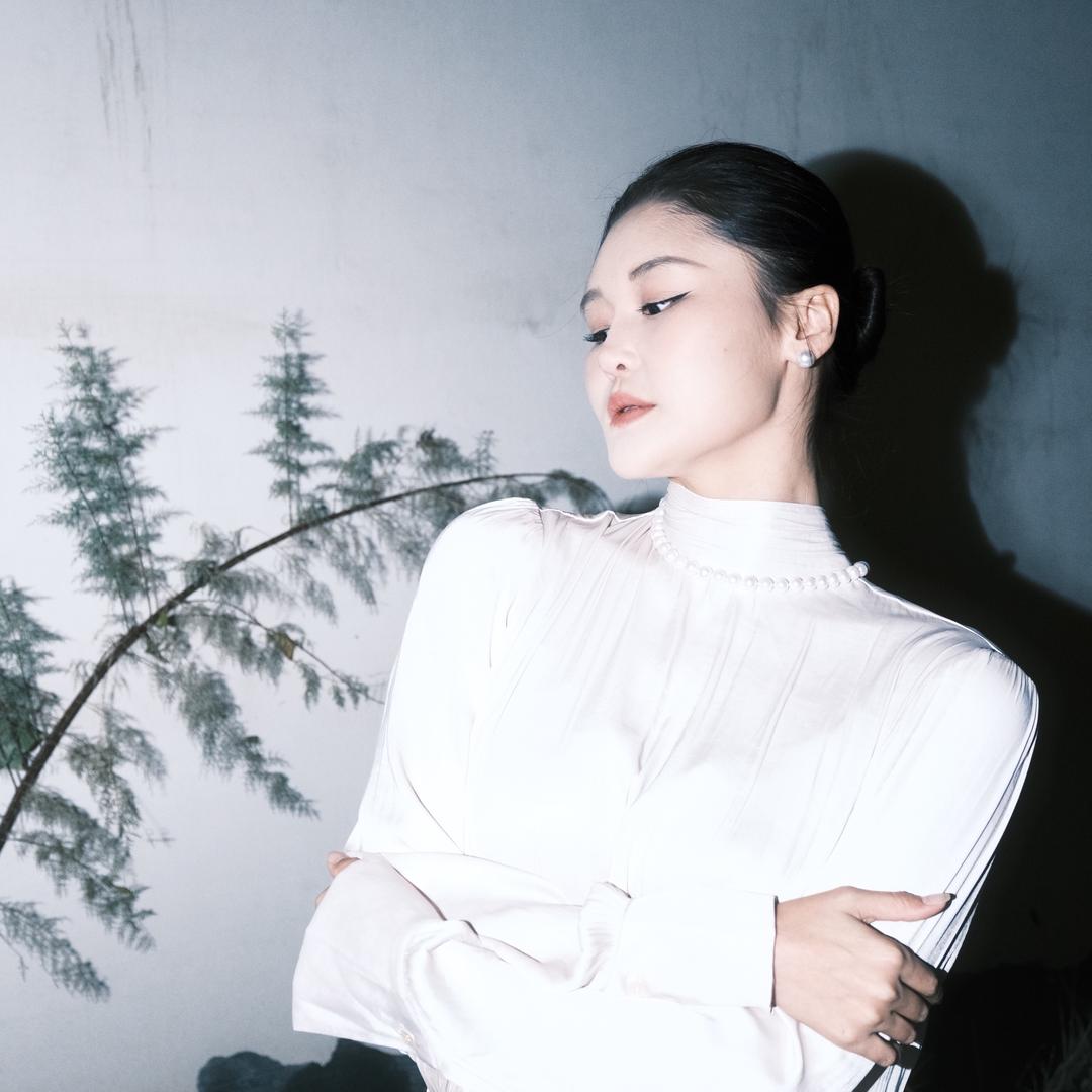 ☁️_小乌见大乌