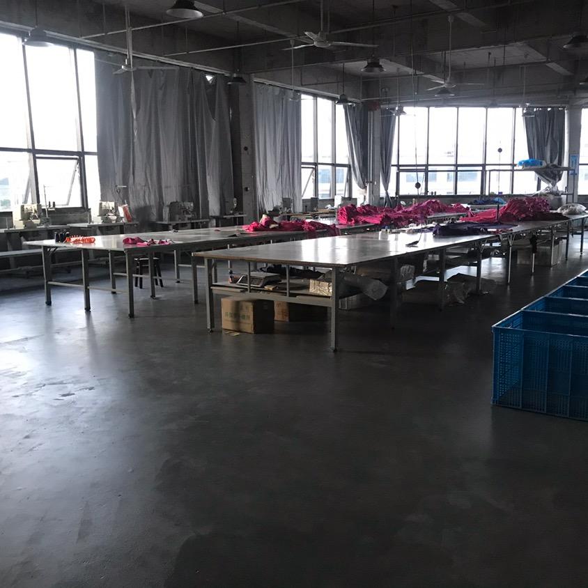四川云染服饰有限公司