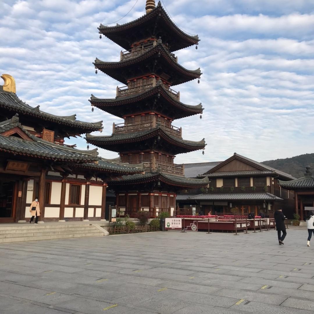 风轻云淡