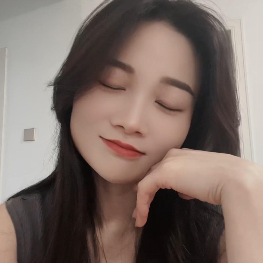 @唯唯姐