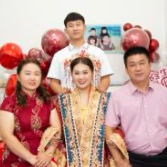 姐依然潇洒