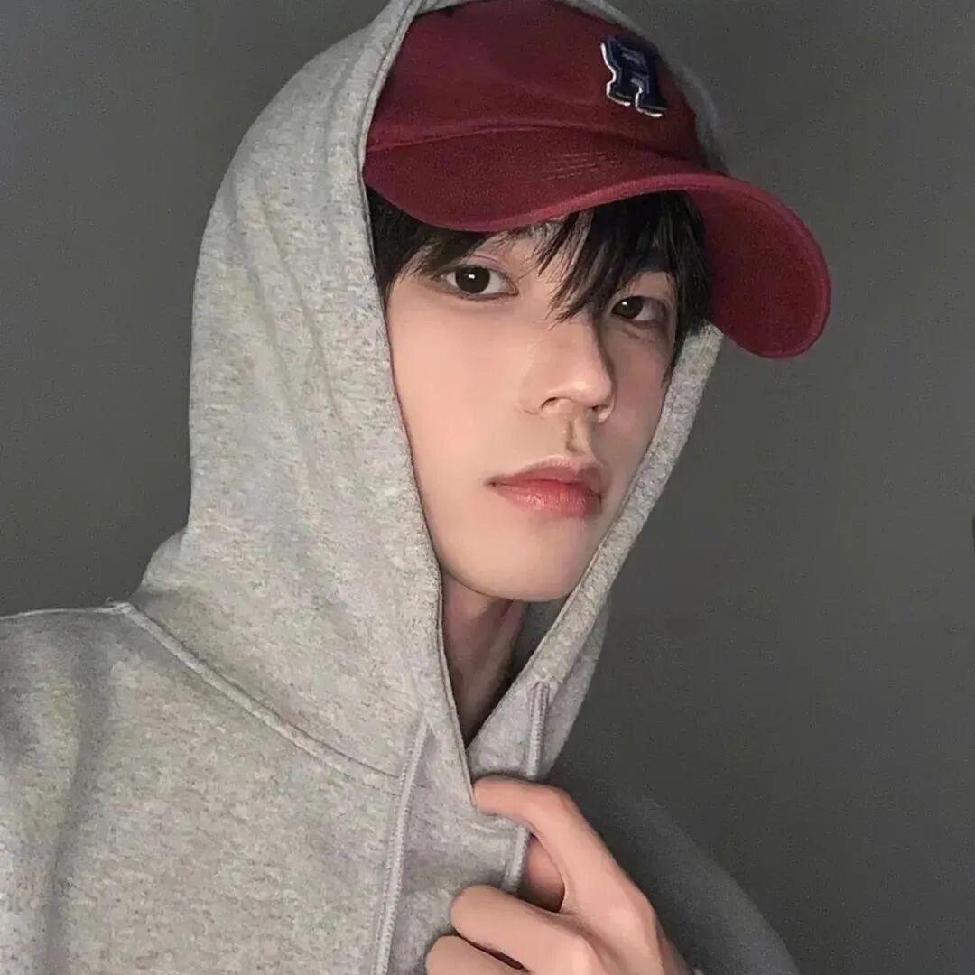 想买一把电吉他🎸