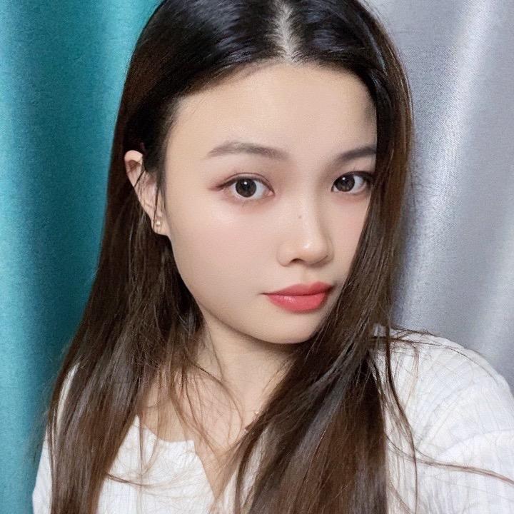 欣妍妈妈一家