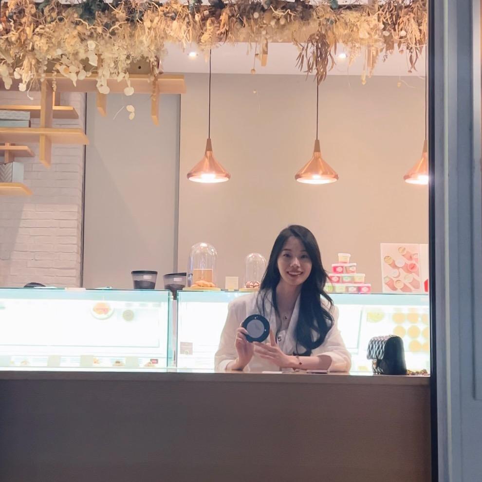 爱美的小奶黄