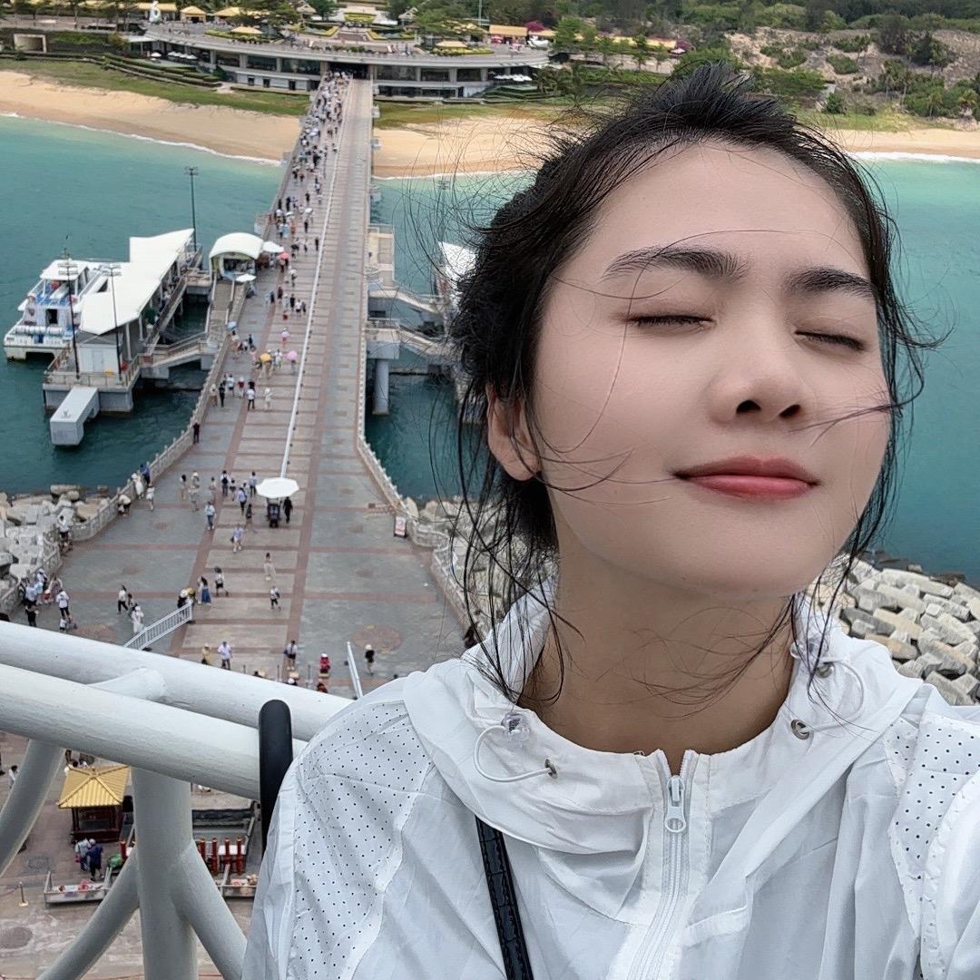 Y- in ·