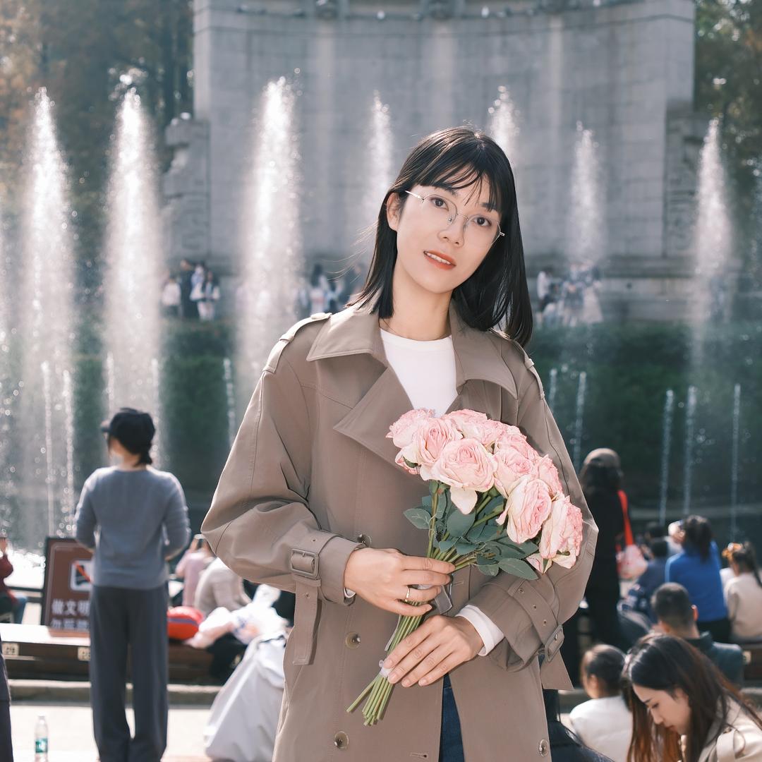 捞起月亮的渔民