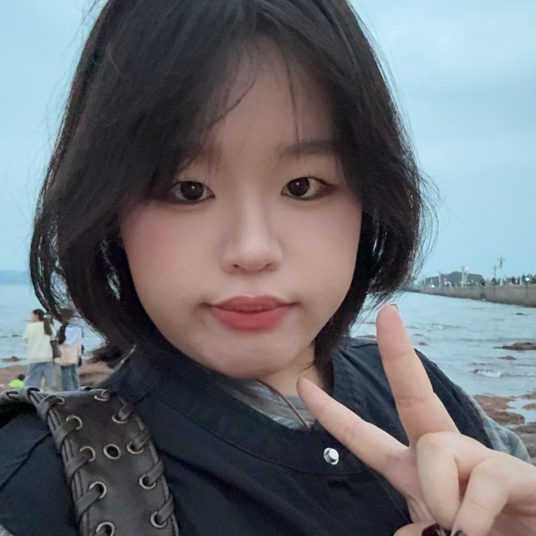 姬戚戚