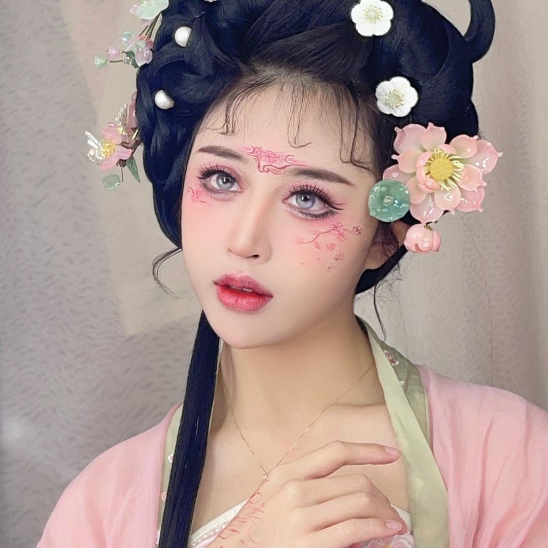 c凡不秃（写真工作室）
