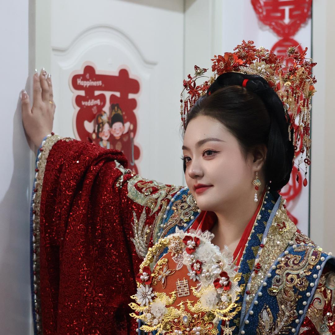 女亭女亭