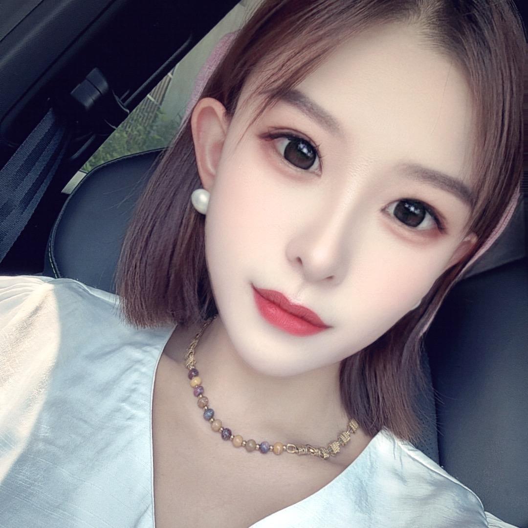 ᨳᤢ້浅笑不语 ঞᩚ