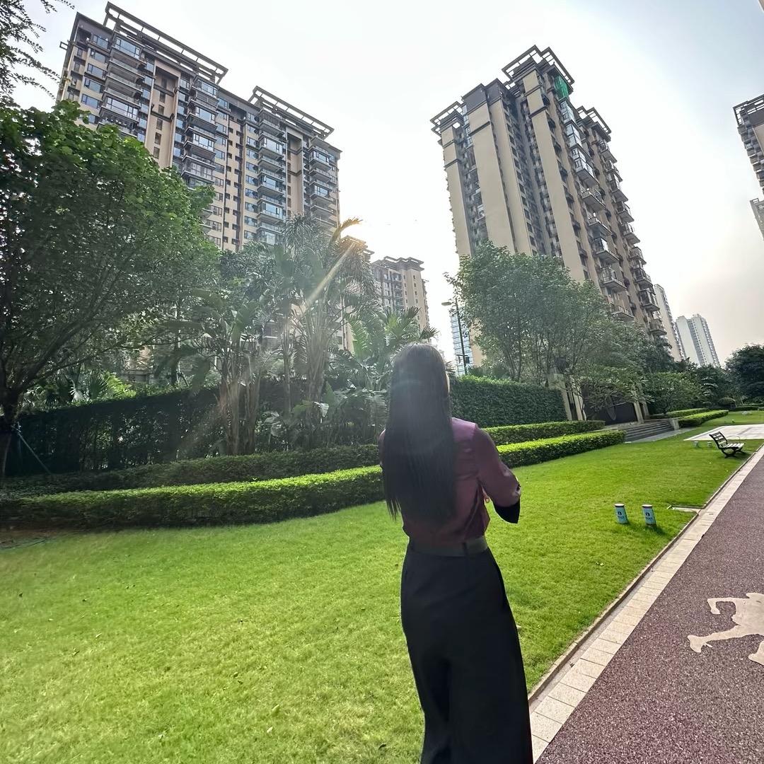 小张.