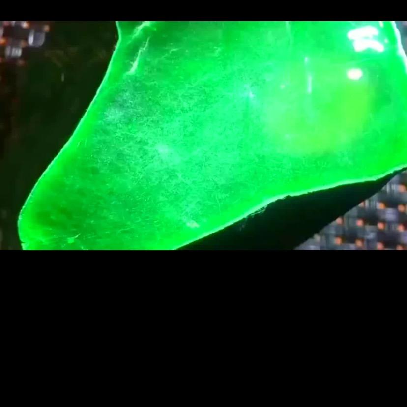 帝王绿、龙石种