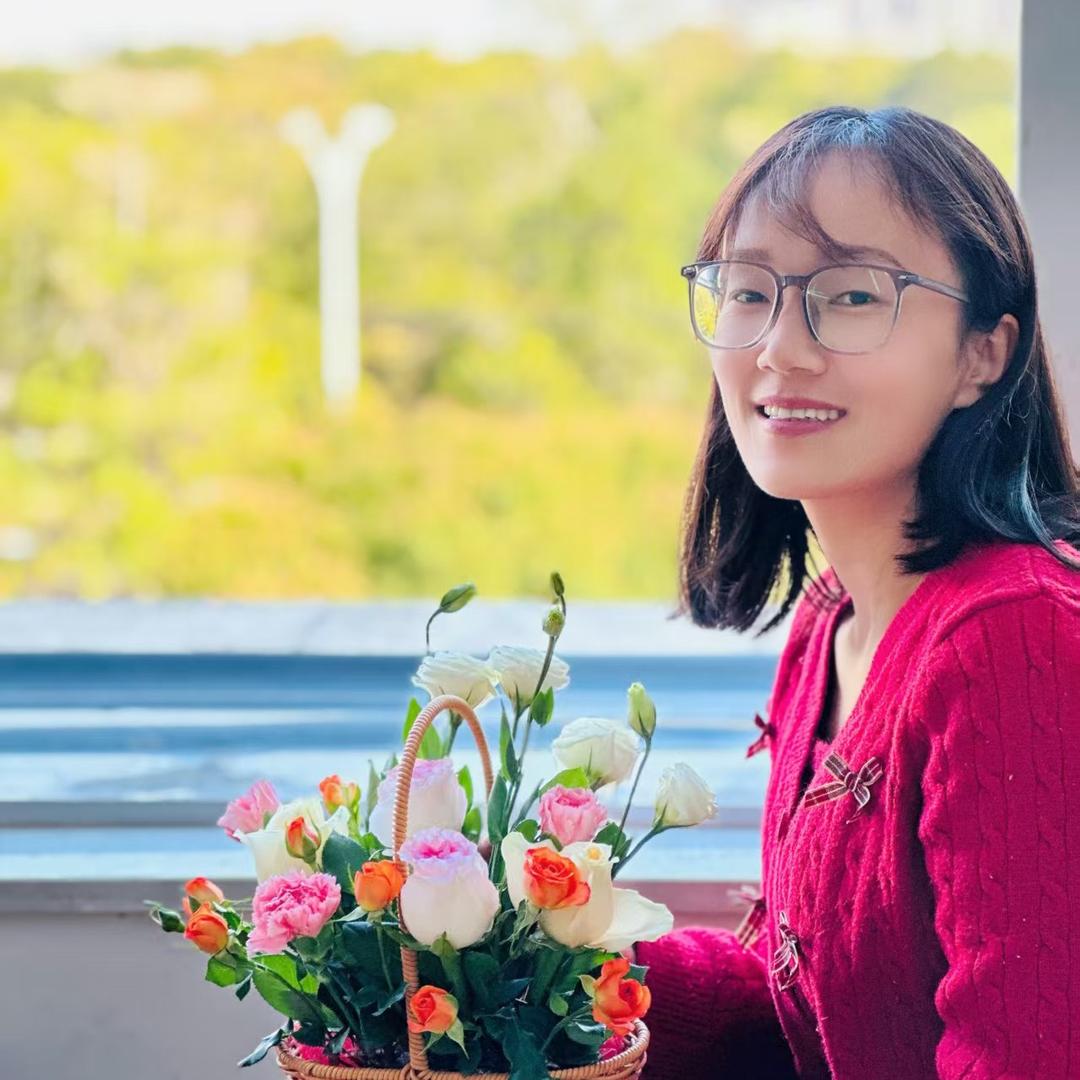 小龙首次直播