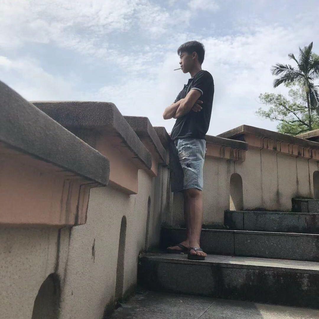 00后拉木仔《六弟》