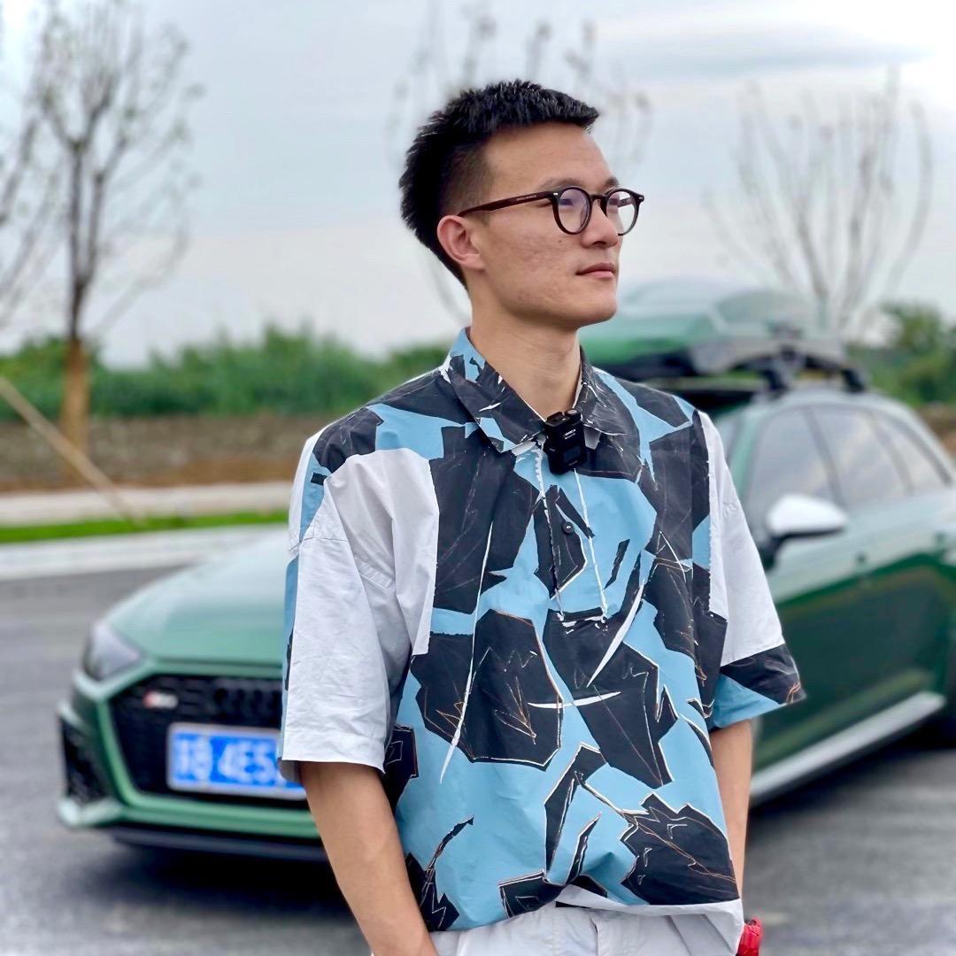 立奥玩庫-玩奥迪小李子总部