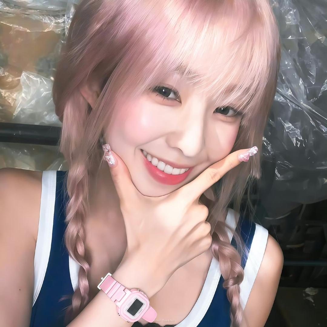 @虞菲菲🍁🍁