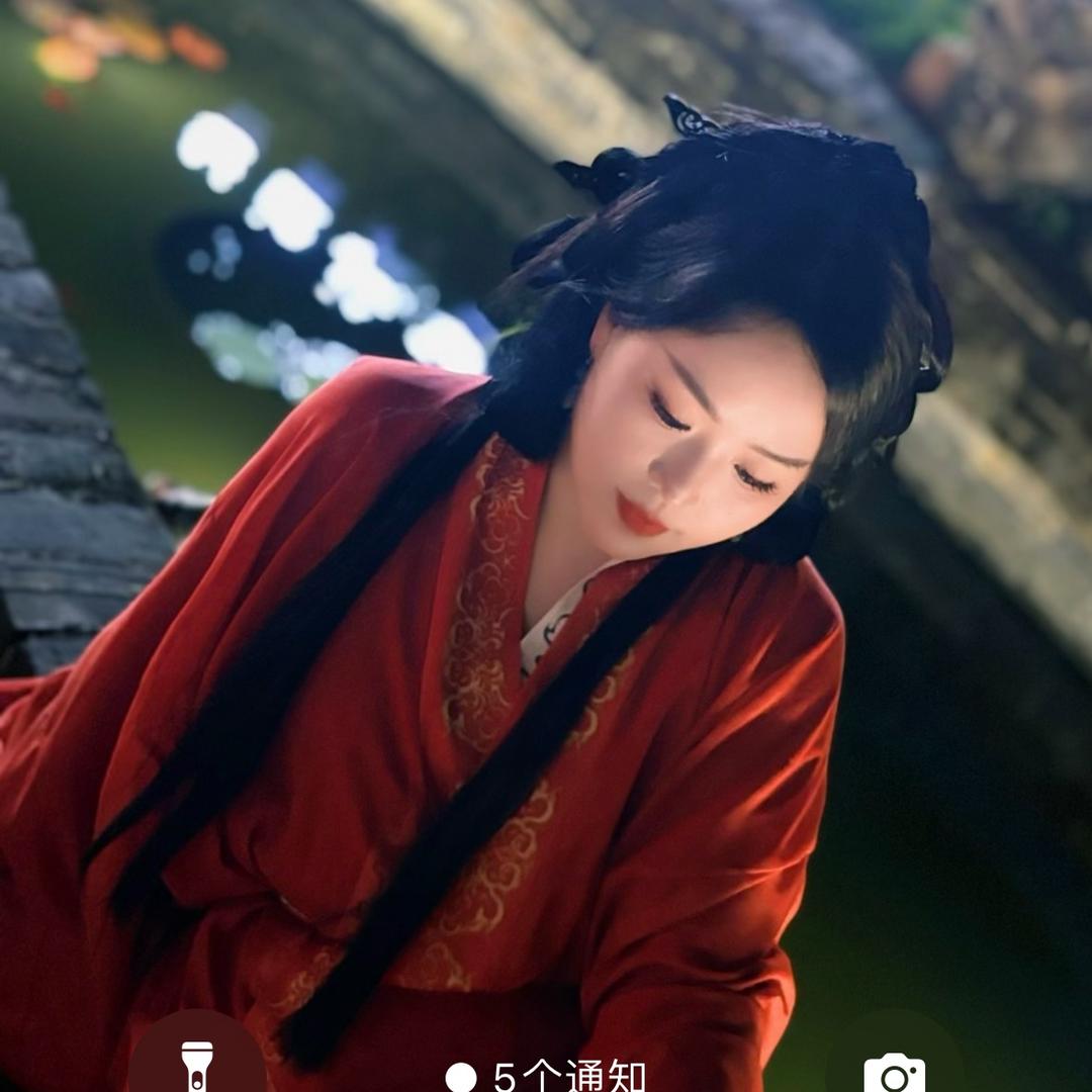 梁百万小姐