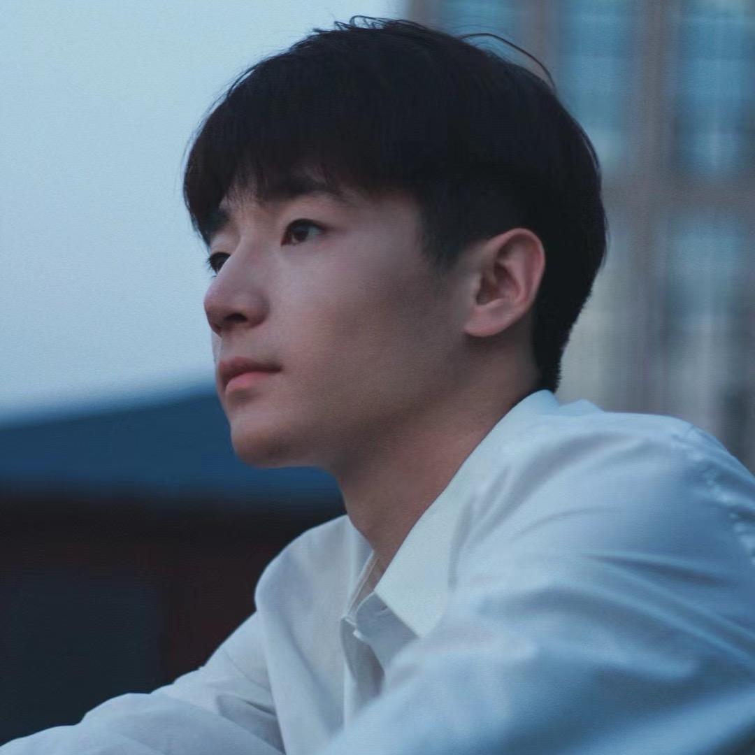 小玮同学.🚗