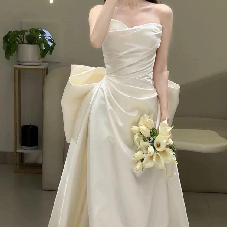 今生一世礼服馆 （婚礼跟妆 礼服租凭）