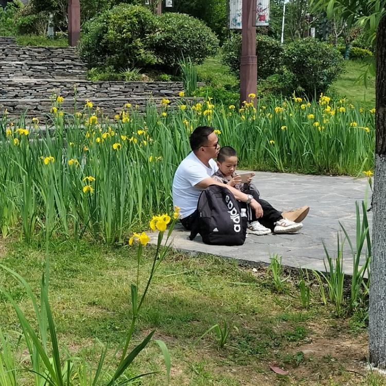 发哥老刺绣经营部