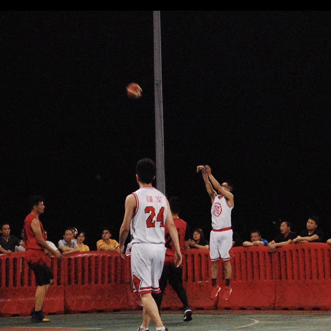 🏀汤老师